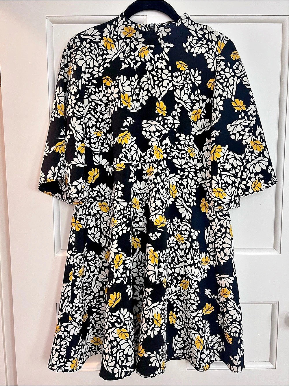 Zara Basic - Floral Mini Dress in Black & Yellow Size Medium